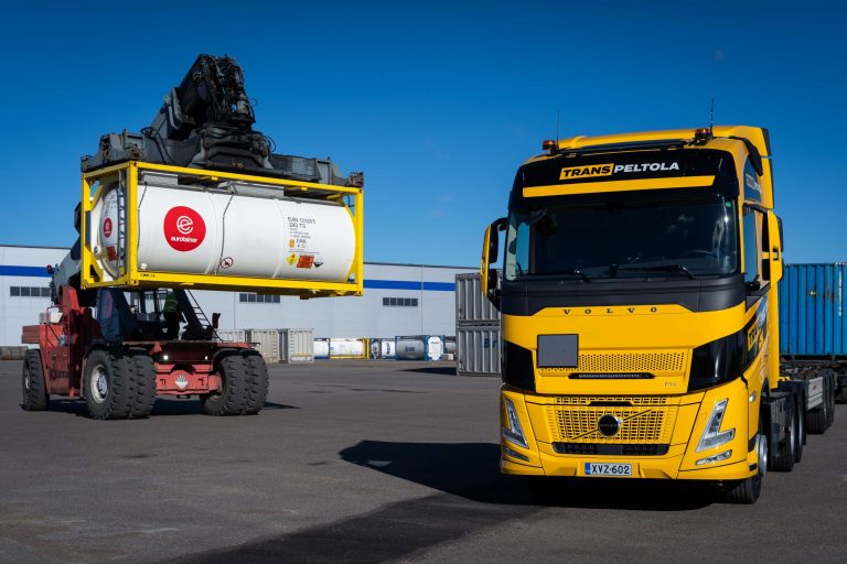 Teollisuuden bulk-tuotteiden käsittely ja kuljetus 